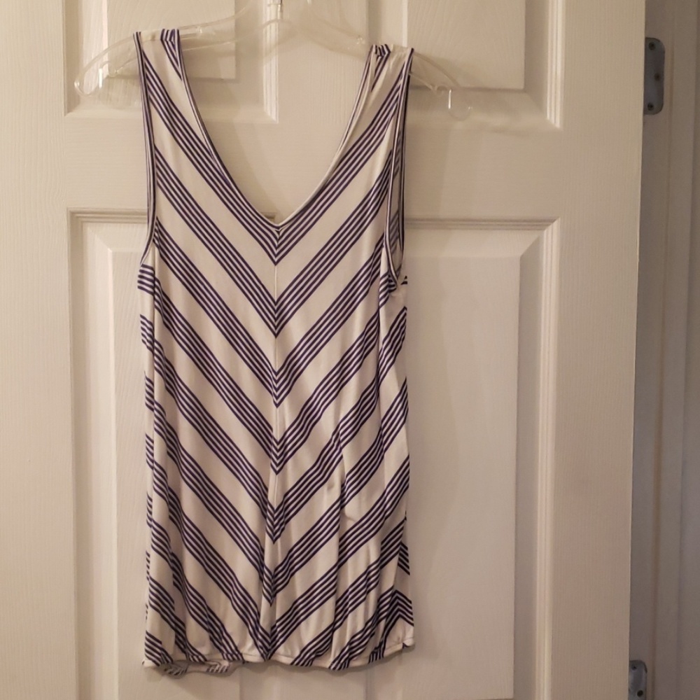 Summery tank